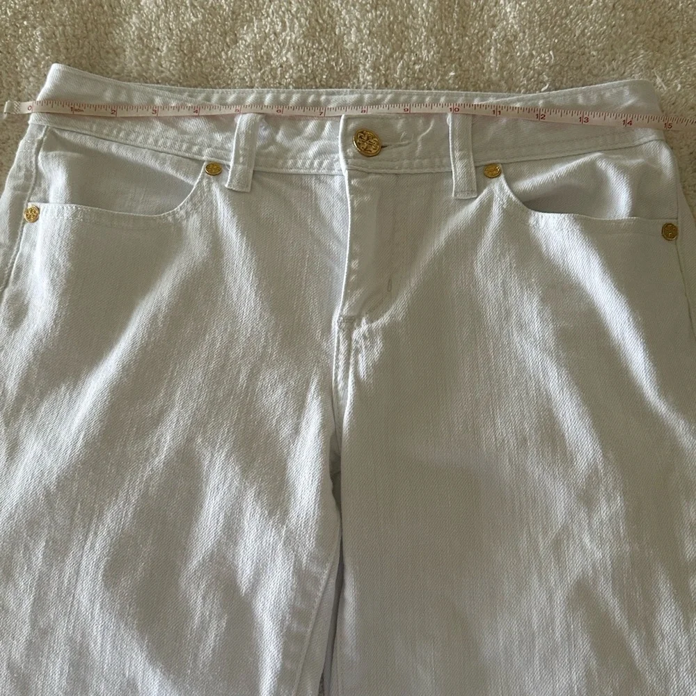 Tory Burch White Cropped denim with Orange Logo Tag size 26